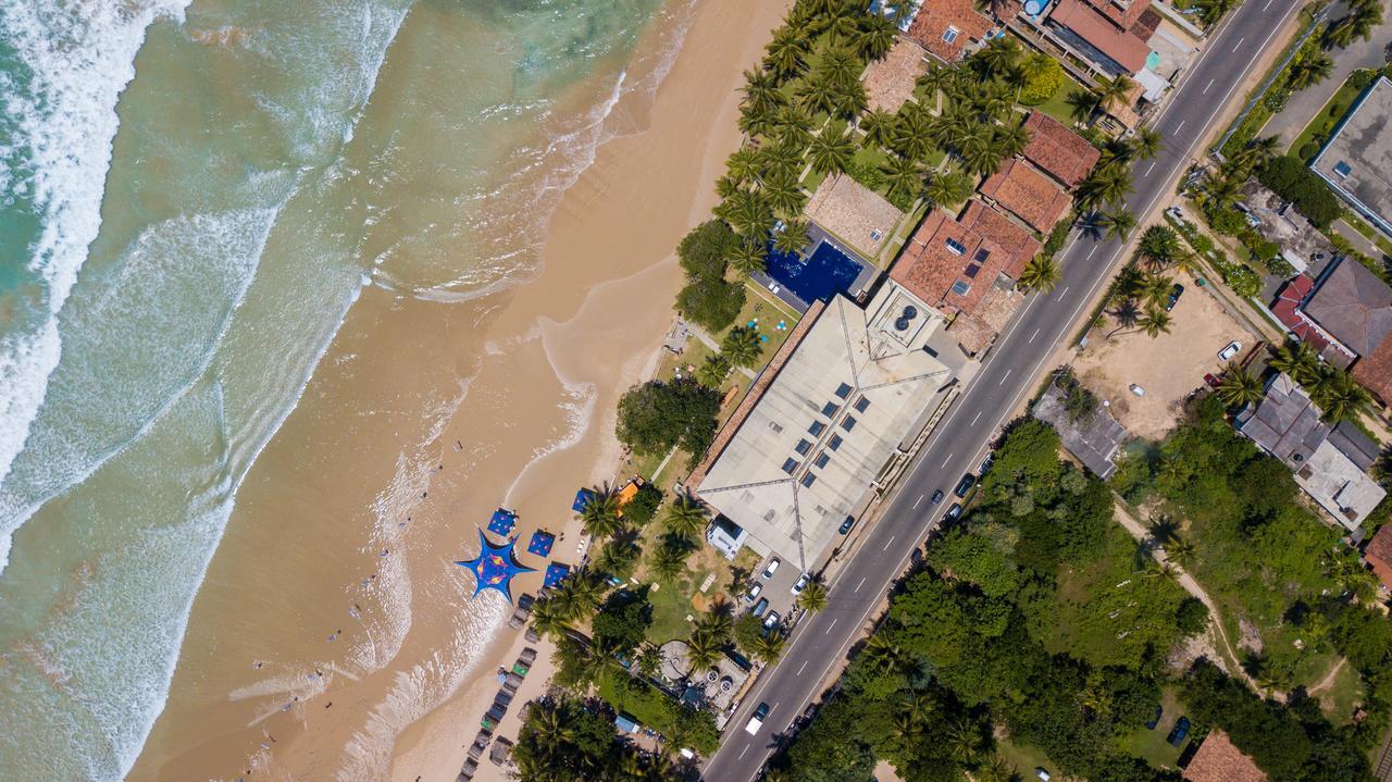 Beach Front Ахангама Екстериор снимка